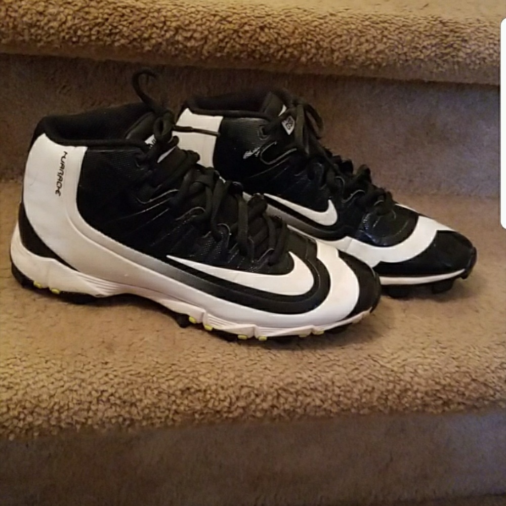 Nike baseball cleats